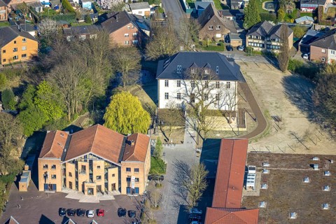 Aerial view, community centre and adult education centre VHS in the town centre, Burg Botzlar