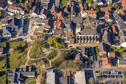 Aerial view, catholic St. Stephanus Kirche im Ortszentrum, Wohngebiet und Stephanuspark, Bork,