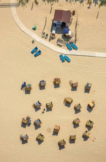 Sandy beach beach, beach chairs, KoÅ'obrzeg, Baltic Sea coast, holiday region, Województwo
