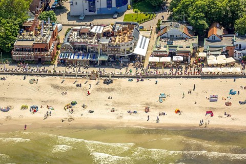 Sandy beach beach, beach chairs, KoÅ'obrzeg, Baltic Sea coast, holiday region, Województwo