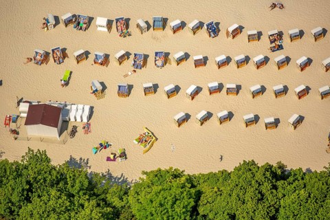 Sandy beach beach, beach chairs, KoÅ'obrzeg, Baltic Sea coast, holiday region, Województwo