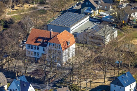Aerial photo, Hüllbergschule and sports hall, Annen, Witten, Ruhr area, North Rhine-Westphalia,