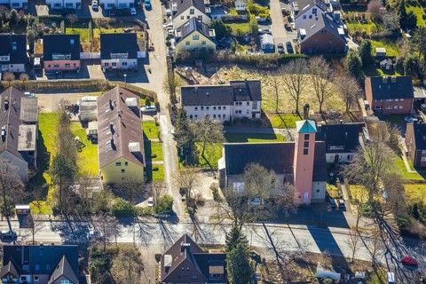 Aerial view, evang. Friedenskirche and Kindergarten an der Ardeystraße, Annen, Witten, Ruhr area,