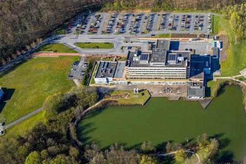 Aerial view, Hospital St. Christophorus Werne with car park, Am See, Werne, Ruhr area, North