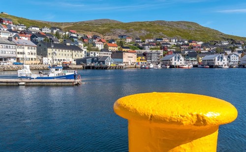 Ship landing stage with bollard, view of Honningsvåg, Finnmark, Norway, Scandinavia, Europe,