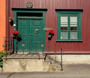 Shapes and colours, picturesque doors and windows, Nedre Bakklandet, Nygata Street, Trondheim,