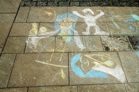 Street painting, chalk paintings on pavement, children's picture, pavement painting, Trondheim,