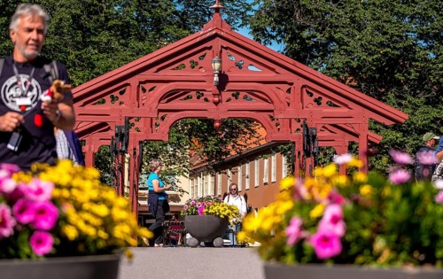 Gamle Bybro, historic bridge with red portals, Trondheim, Trøndelag, Norway, Scandinavia, Europe,