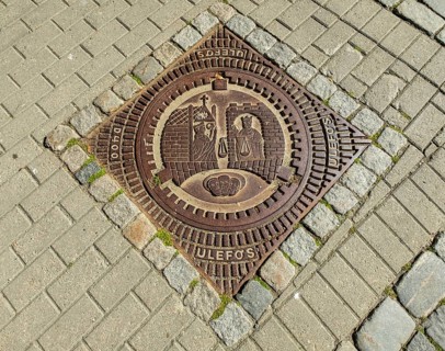 Canal cover Ulefos, coat of arms of Trondheim, Trondheim, Trøndelag, Norway, Scandinavia, Europe,