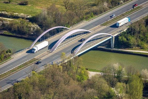 Aerial view, motorway bridge of the A1 over the Datteln-Hamm canal, district Herringen, Hamm, Ruhr