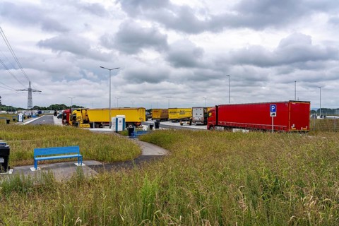 New large service area for trucks on the A1 motorway, largest parking area for trucks in North