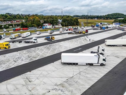 New large service area for trucks on the A1 motorway, largest parking area for trucks in North