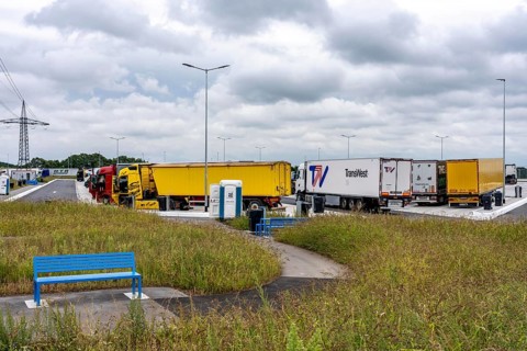 New large service area for trucks on the A1 motorway, largest parking area for trucks in North