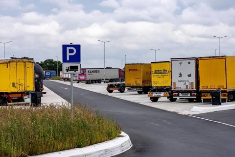 New large service area for trucks on the A1 motorway, largest parking area for trucks in North