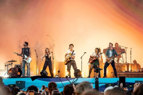Shawn Mendes with band at the Superbloom Festival, day 2 at the Olympiapark, Munich, 31/08/2025