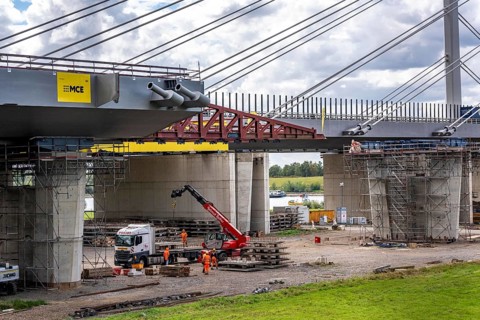 New construction of the second motorway bridge Neuenkamp of the A40, over the Rhine near Duisburg,