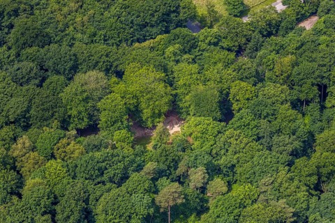 Aerial view, Hiesfelder Wald with playground at Franzosenstraße, Walsumer Mark, Oberhausen, Ruhr