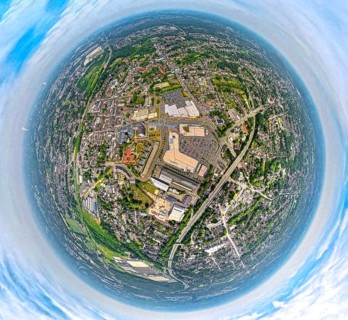 Aerial view, district Sterkrade, Bahnhofstraße shopping centre Sterkrader Tor with car park,