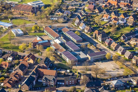 Aerial photo, Wolfhelmschule comprehensive school, Olfen-Stadt, Olfen, Münsterland, North
