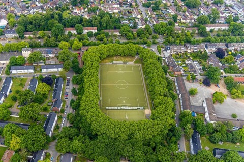 Aerial view, football stadium Am Dicken Stein, sports field with tree border, Sterkrade 06/07
