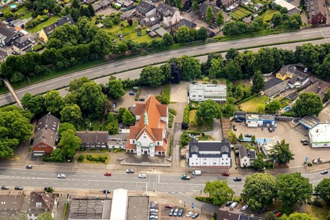 Aerial view, catholic church St. Bernardus, Tackenberg West, Oberhausen, Ruhr area, North