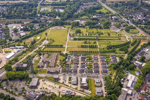 Aerial view, OLGA-Park with observation tower, meadows and green trees, housing estate Zur Kokerei