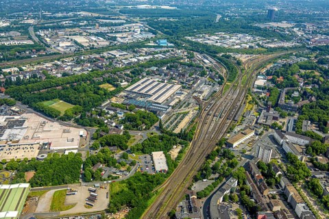 Aerial view, general view Oberhausen main station Hbf, Bero shopping centre, Concordiahaus