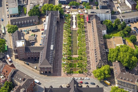 Aerial view, Friedensplatz park with pond and green trees, police station, shapes and colours,