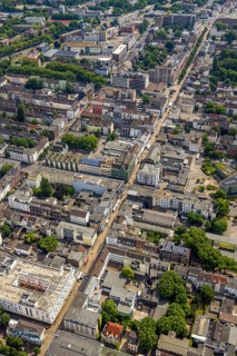 Aerial view, pedestrian zone Marktstraße with tree avenue, between Goebenstraße and Mühlheimer