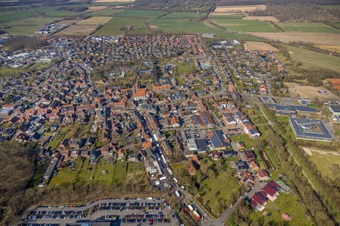 Aerial view, Holland market on the Schlossstraße in Nordkirchen, stalls and 10000 visitors,