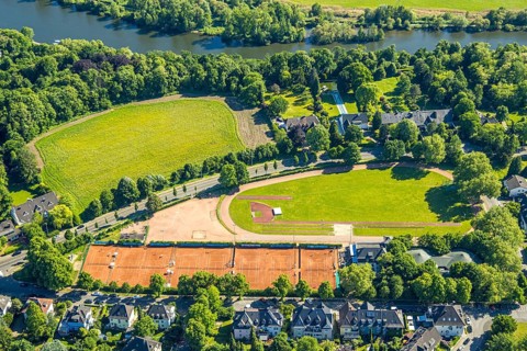 Aerial view, sports facility Kahlenberg with tennis courts Mülheimer Tennisverein am Kahlenberg e.V