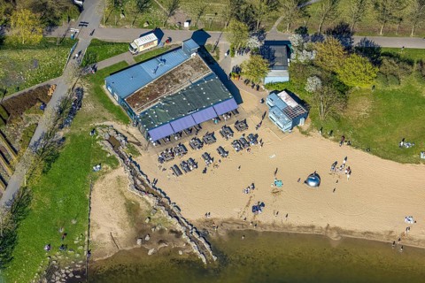 Aerial view, Café Seepark Lünen with outdoor catering and sandy beach at Horstmarer See, Horstmar,