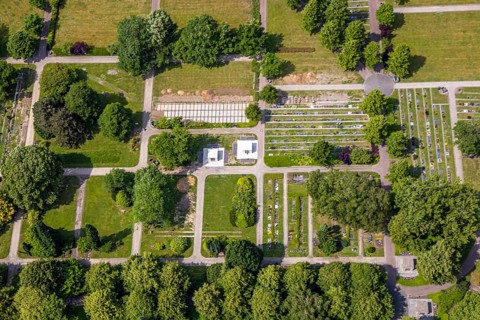 Aerial view, South cemetery with green area cemetery, Sodingen, Herne, Ruhr area, North