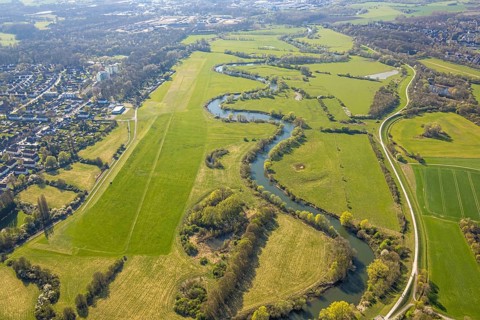 Aerial photograph, Lünen-Lippeweiden airfield and river Lippe meander with Lippe floodplain nature