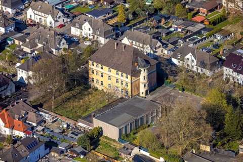Aerial view, residential building with tower, Auguste-Schnakenbrock-Straße, Heinestraße,