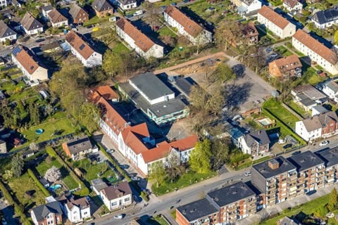 Aerial photo, Kardinal-von-Galen-Schule with schoolyard, primary school, Nordlünen, Lünen, Ruhr