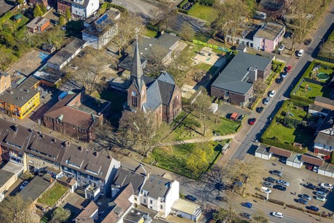 Aerial photo, evang. church Horstmar-Preußen, Haus Lutherstraße, Bethel, Lünen, Ruhr area, North