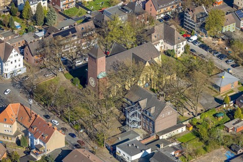 Aerial view, catholic church Holy Family, Lünen, Ruhr area, North Rhine-Westphalia, Germany, DE,