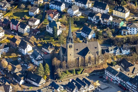 Aerial view, Protestant Church of St. Agatha Altenhundem-Meggen, Meggen, Lennestadt, Sauerland,