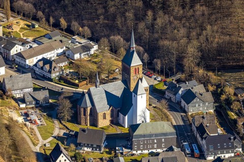 Aerial view, Church of St. Peter and Paul, Kirchhundem, Sauerland, North Rhine-Westphalia, Germany,