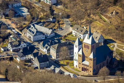 Aerial view, Church of St. Peter and Paul, Kirchhundem, Sauerland, North Rhine-Westphalia, Germany,