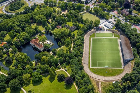 Aerial view, Strünkede Castle moated castle with moat and castle park and Edeka Koch sports park