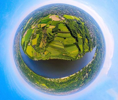 Aerial view, Lake Baldeney and district Fischlaken with Hardenbergufer, meadows and fields, globe,