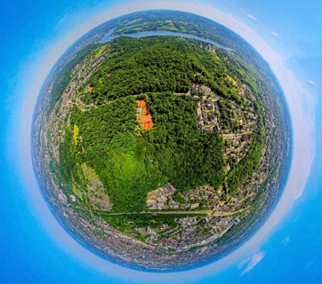 Aerial view, city forest between motorway A52 and Lake Baldeney, local recreation area, earth