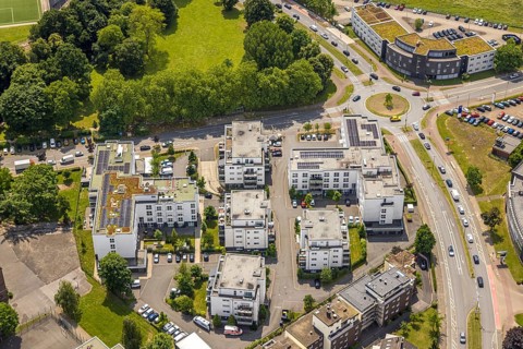 Aerial view, senior citizens' campus Protea Wohnen Am Schloss, roundabout Westring and