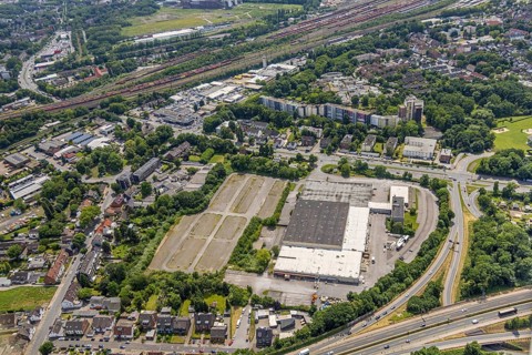 Aerial view, commercial area Toy FoodSystem GmbH company building Wasserstraße, housing estate