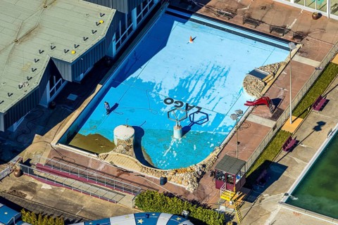 Aerial view, LAGO Die Therme, swimming pool outdoor pool and wellness centre, Börnig, Herne, Ruhr