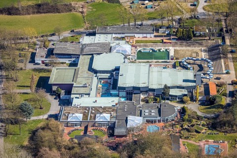 Aerial view, LAGO Die Therme, swimming pool outdoor pool and wellness centre, Börnig, Herne, Ruhr
