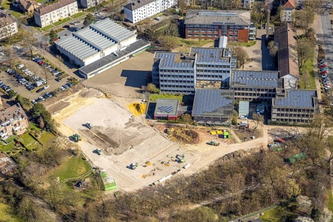Aerial view, Mont-Cenis comprehensive school with solar roof, construction site, Sodingen, Herne,