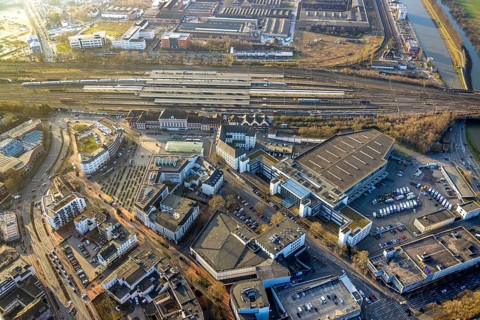 Aerial view, main railway station Hbf, station forecourt Platz der Deutschen Einheit and Technical